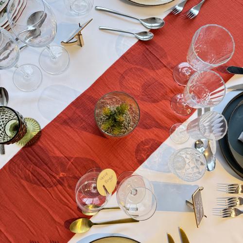 Chemin de table coton gaufré terracotta 26 x 300 cm